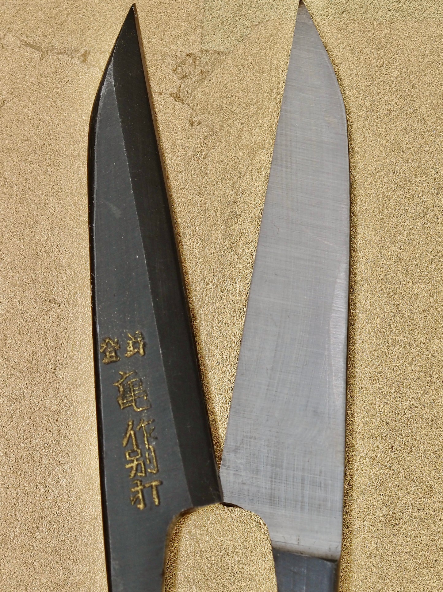Traditional Japanese Kamesaku Long-Blade Model Scissors
